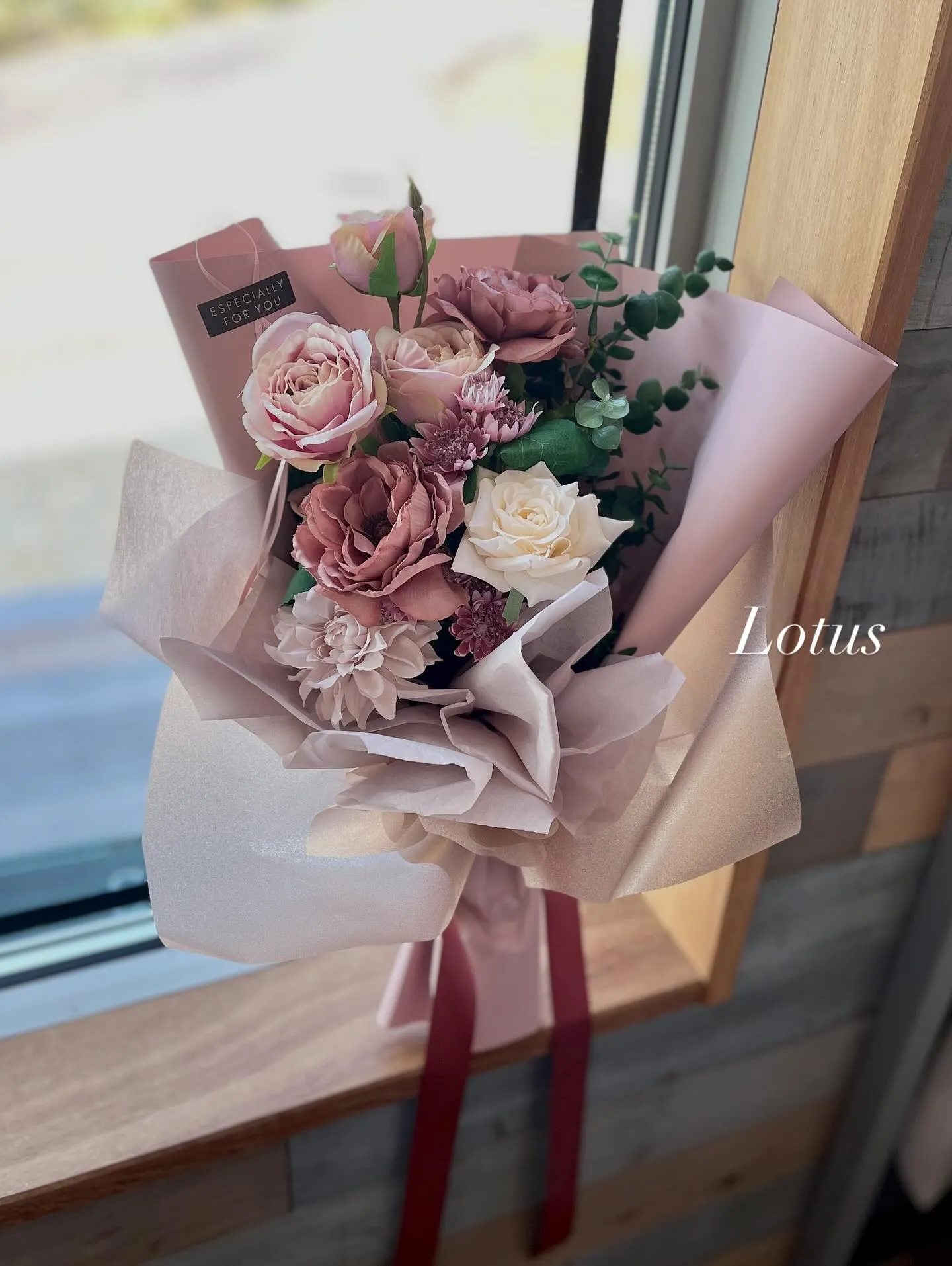 ご両親用花束とウェルカムスペースのアレンジメント