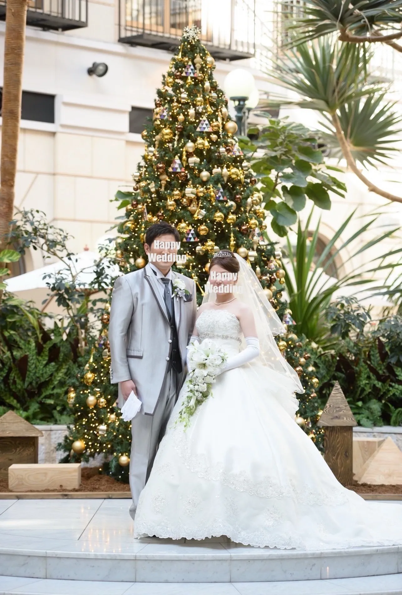 カサブランカとホワイトローズの  キャスケードブーケ