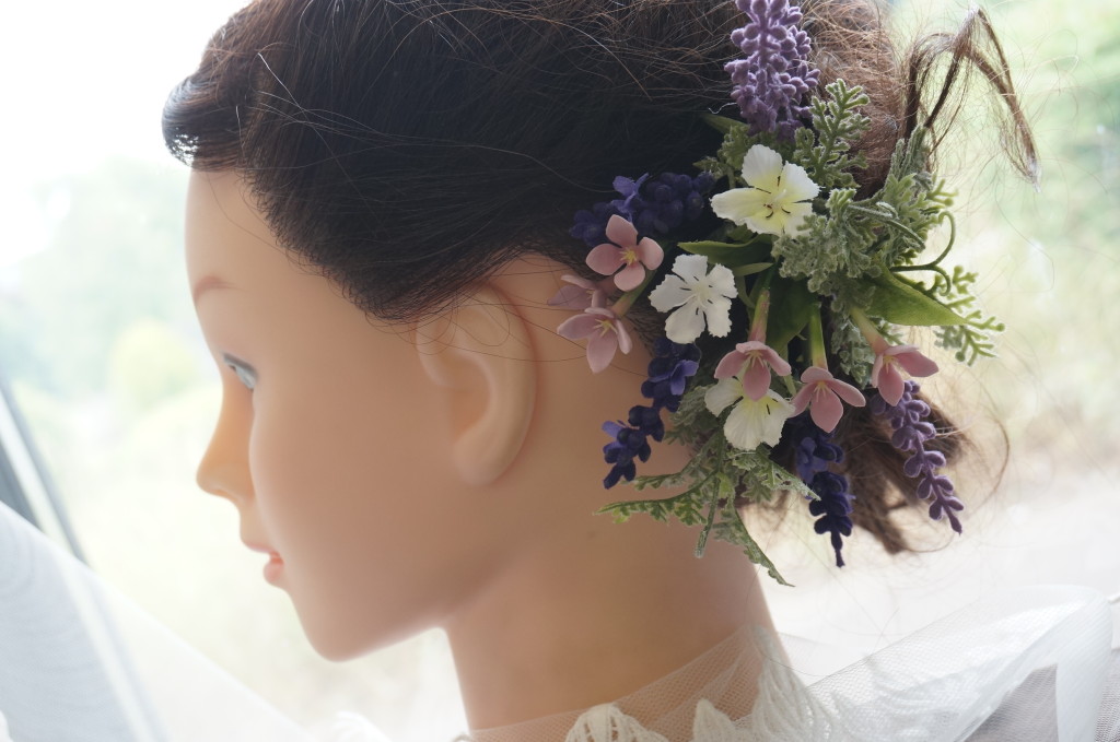 ラベンダーのナチュラルクラッチブーケ